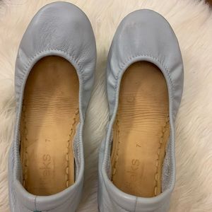 Cool Grey Tieks